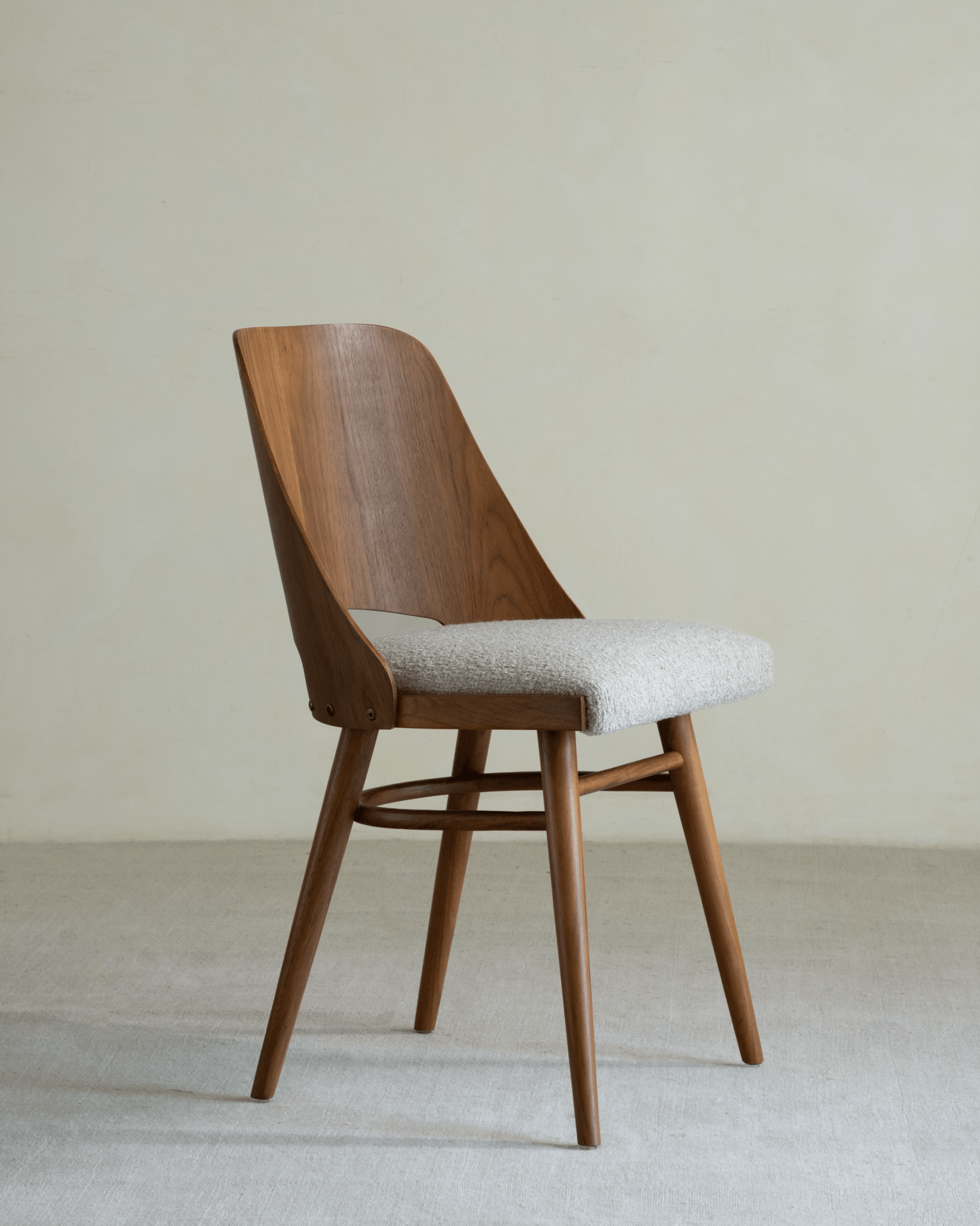 Chaise Shell