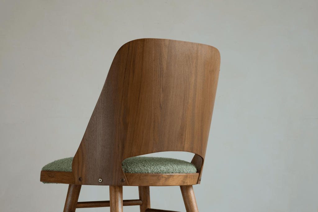 Chaise Shell