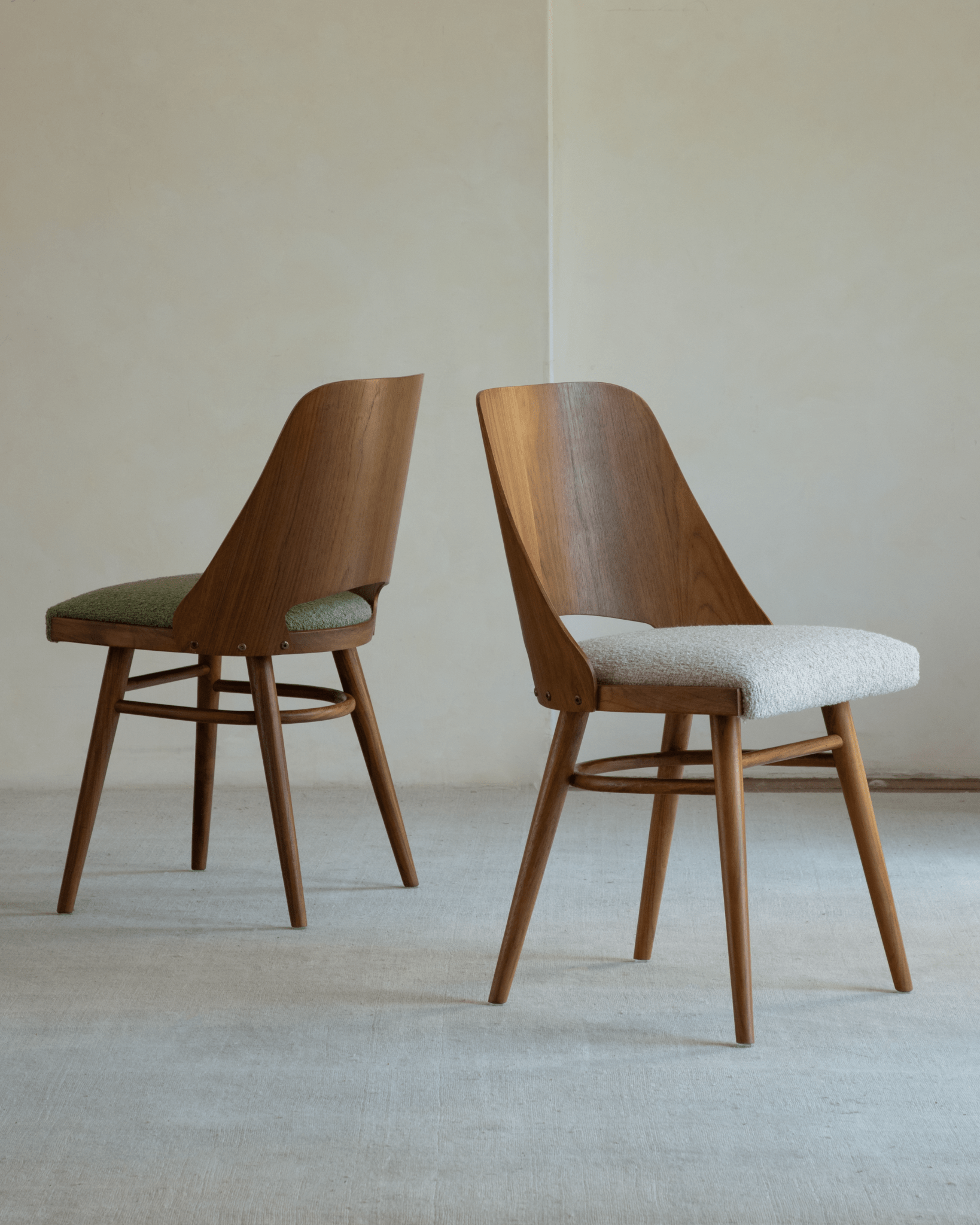 Chaise Shell